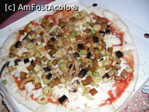 [P26] Pizza vegetariană » foto by Zoazore
 - 
<span class="allrVoted glyphicon glyphicon-heart hidden" id="av897177"></span>
<a class="m-l-10 hidden" id="sv897177" onclick="voting_Foto_DelVot(,897177,4083)" role="button">șterge vot <span class="glyphicon glyphicon-remove"></span></a>
<a id="v9897177" class=" c-red"  onclick="voting_Foto_SetVot(897177)" role="button"><span class="glyphicon glyphicon-heart-empty"></span> <b>LIKE</b> = Votează poza</a> <img class="hidden"  id="f897177W9" src="/imagini/loader.gif" border="0" /><span class="AjErrMes hidden" id="e897177ErM"></span>