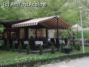 [P04] Una din terasele restaurantului Dineș » foto by Aurici
 - 
<span class="allrVoted glyphicon glyphicon-heart hidden" id="av728260"></span>
<a class="m-l-10 hidden" id="sv728260" onclick="voting_Foto_DelVot(,728260,4083)" role="button">șterge vot <span class="glyphicon glyphicon-remove"></span></a>
<a id="v9728260" class=" c-red"  onclick="voting_Foto_SetVot(728260)" role="button"><span class="glyphicon glyphicon-heart-empty"></span> <b>LIKE</b> = Votează poza</a> <img class="hidden"  id="f728260W9" src="/imagini/loader.gif" border="0" /><span class="AjErrMes hidden" id="e728260ErM"></span>