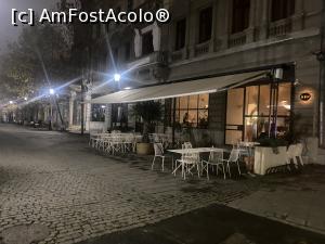 [P01] Restaurant MOM - intrarea si terasa care cred ca vara este plina » foto by mishu
 - 
<span class="allrVoted glyphicon glyphicon-heart hidden" id="av1346522"></span>
<a class="m-l-10 hidden" id="sv1346522" onclick="voting_Foto_DelVot(,1346522,4083)" role="button">șterge vot <span class="glyphicon glyphicon-remove"></span></a>
<a id="v91346522" class=" c-red"  onclick="voting_Foto_SetVot(1346522)" role="button"><span class="glyphicon glyphicon-heart-empty"></span> <b>LIKE</b> = Votează poza</a> <img class="hidden"  id="f1346522W9" src="/imagini/loader.gif" border="0" /><span class="AjErrMes hidden" id="e1346522ErM"></span>