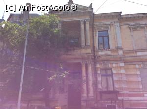 [P02] Restaurantul 'Casa'- am facut si o poza prim plan al casei despre care va vorbeam, insa eram cu ochii-n soare si nu la figurat, asa ca asta este cea mai buna calitate (a pozei) de care am fost in stare.  » foto by mishu
 - 
<span class="allrVoted glyphicon glyphicon-heart hidden" id="av746743"></span>
<a class="m-l-10 hidden" id="sv746743" onclick="voting_Foto_DelVot(,746743,4083)" role="button">șterge vot <span class="glyphicon glyphicon-remove"></span></a>
<a id="v9746743" class=" c-red"  onclick="voting_Foto_SetVot(746743)" role="button"><span class="glyphicon glyphicon-heart-empty"></span> <b>LIKE</b> = Votează poza</a> <img class="hidden"  id="f746743W9" src="/imagini/loader.gif" border="0" /><span class="AjErrMes hidden" id="e746743ErM"></span>
