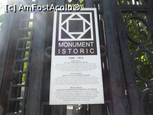 [P02] Casa Oamenilor de Stiinta - placuta indicatoare de monument istoric si perioada in care acest imobil a fost construit » foto by mishu
 - 
<span class="allrVoted glyphicon glyphicon-heart hidden" id="av791933"></span>
<a class="m-l-10 hidden" id="sv791933" onclick="voting_Foto_DelVot(,791933,4083)" role="button">șterge vot <span class="glyphicon glyphicon-remove"></span></a>
<a id="v9791933" class=" c-red"  onclick="voting_Foto_SetVot(791933)" role="button"><span class="glyphicon glyphicon-heart-empty"></span> <b>LIKE</b> = Votează poza</a> <img class="hidden"  id="f791933W9" src="/imagini/loader.gif" border="0" /><span class="AjErrMes hidden" id="e791933ErM"></span>