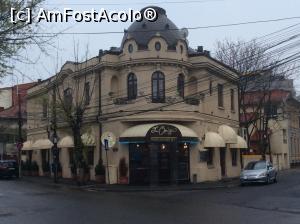 [P01] Restaurant 'Le Boutique'- asa arata din exterior iar terasa este imediat dupa masina care se vede in poza » foto by mishu
 - 
<span class="allrVoted glyphicon glyphicon-heart hidden" id="av843296"></span>
<a class="m-l-10 hidden" id="sv843296" onclick="voting_Foto_DelVot(,843296,4083)" role="button">șterge vot <span class="glyphicon glyphicon-remove"></span></a>
<a id="v9843296" class=" c-red"  onclick="voting_Foto_SetVot(843296)" role="button"><span class="glyphicon glyphicon-heart-empty"></span> <b>LIKE</b> = Votează poza</a> <img class="hidden"  id="f843296W9" src="/imagini/loader.gif" border="0" /><span class="AjErrMes hidden" id="e843296ErM"></span>