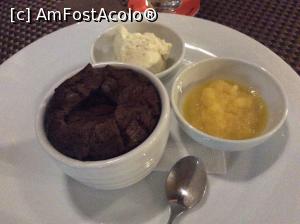 [P19] Restaurant 'Le Boutique'- Souffle de ciocolata cu inghetata de vanilie si sos crema de mango » foto by mishu
 - 
<span class="allrVoted glyphicon glyphicon-heart hidden" id="av843314"></span>
<a class="m-l-10 hidden" id="sv843314" onclick="voting_Foto_DelVot(,843314,4083)" role="button">șterge vot <span class="glyphicon glyphicon-remove"></span></a>
<a id="v9843314" class=" c-red"  onclick="voting_Foto_SetVot(843314)" role="button"><span class="glyphicon glyphicon-heart-empty"></span> <b>LIKE</b> = Votează poza</a> <img class="hidden"  id="f843314W9" src="/imagini/loader.gif" border="0" /><span class="AjErrMes hidden" id="e843314ErM"></span>