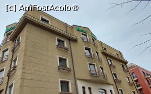 [P04] Hotelul Irisa, latura dinspre Strada Hagi Moscu Maria » foto by Carmen Ion
 - 
<span class="allrVoted glyphicon glyphicon-heart hidden" id="av1405914"></span>
<a class="m-l-10 hidden" id="sv1405914" onclick="voting_Foto_DelVot(,1405914,4083)" role="button">șterge vot <span class="glyphicon glyphicon-remove"></span></a>
<a id="v91405914" class=" c-red"  onclick="voting_Foto_SetVot(1405914)" role="button"><span class="glyphicon glyphicon-heart-empty"></span> <b>LIKE</b> = Votează poza</a> <img class="hidden"  id="f1405914W9" src="/imagini/loader.gif" border="0" /><span class="AjErrMes hidden" id="e1405914ErM"></span>