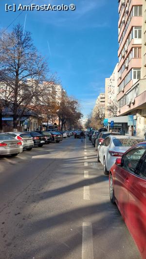 [P02] Strada Avrig » foto by Carmen Ion
 - 
<span class="allrVoted glyphicon glyphicon-heart hidden" id="av1407393"></span>
<a class="m-l-10 hidden" id="sv1407393" onclick="voting_Foto_DelVot(,1407393,4083)" role="button">șterge vot <span class="glyphicon glyphicon-remove"></span></a>
<a id="v91407393" class=" c-red"  onclick="voting_Foto_SetVot(1407393)" role="button"><span class="glyphicon glyphicon-heart-empty"></span> <b>LIKE</b> = Votează poza</a> <img class="hidden"  id="f1407393W9" src="/imagini/loader.gif" border="0" /><span class="AjErrMes hidden" id="e1407393ErM"></span>