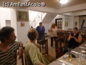 [P22] 20. Aici încercam s-o imit pe Zozo, la „rumba”. Soția lui Dragoș se amuza, pentru că avea „de ce”!  » foto by doinafil
 - 
<span class="allrVoted glyphicon glyphicon-heart hidden" id="av975653"></span>
<a class="m-l-10 hidden" id="sv975653" onclick="voting_Foto_DelVot(,975653,4083)" role="button">șterge vot <span class="glyphicon glyphicon-remove"></span></a>
<a id="v9975653" class=" c-red"  onclick="voting_Foto_SetVot(975653)" role="button"><span class="glyphicon glyphicon-heart-empty"></span> <b>LIKE</b> = Votează poza</a> <img class="hidden"  id="f975653W9" src="/imagini/loader.gif" border="0" /><span class="AjErrMes hidden" id="e975653ErM"></span>