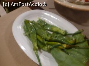 [P23] 21. Ardeii iuți copți, savurați de Dragoș și de Adrian, fiecare cu porția lui.  » foto by doinafil
 - 
<span class="allrVoted glyphicon glyphicon-heart hidden" id="av975654"></span>
<a class="m-l-10 hidden" id="sv975654" onclick="voting_Foto_DelVot(,975654,4083)" role="button">șterge vot <span class="glyphicon glyphicon-remove"></span></a>
<a id="v9975654" class=" c-red"  onclick="voting_Foto_SetVot(975654)" role="button"><span class="glyphicon glyphicon-heart-empty"></span> <b>LIKE</b> = Votează poza</a> <img class="hidden"  id="f975654W9" src="/imagini/loader.gif" border="0" /><span class="AjErrMes hidden" id="e975654ErM"></span>