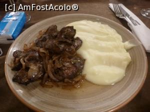 [P26] 23. Ficăței de pui cu piure de cartofi.  » foto by doinafil
 - 
<span class="allrVoted glyphicon glyphicon-heart hidden" id="av975657"></span>
<a class="m-l-10 hidden" id="sv975657" onclick="voting_Foto_DelVot(,975657,4083)" role="button">șterge vot <span class="glyphicon glyphicon-remove"></span></a>
<a id="v9975657" class=" c-red"  onclick="voting_Foto_SetVot(975657)" role="button"><span class="glyphicon glyphicon-heart-empty"></span> <b>LIKE</b> = Votează poza</a> <img class="hidden"  id="f975657W9" src="/imagini/loader.gif" border="0" /><span class="AjErrMes hidden" id="e975657ErM"></span>