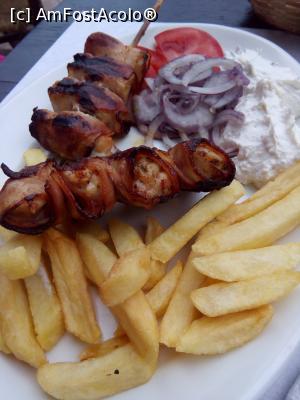 [P32] Gyros Thessalonikis - B-dul Iuliu Maniu, Bucuresti » foto by danaeldreny*
 - 
<span class="allrVoted glyphicon glyphicon-heart hidden" id="av848398"></span>
<a class="m-l-10 hidden" id="sv848398" onclick="voting_Foto_DelVot(,848398,4083)" role="button">șterge vot <span class="glyphicon glyphicon-remove"></span></a>
<a id="v9848398" class=" c-red"  onclick="voting_Foto_SetVot(848398)" role="button"><span class="glyphicon glyphicon-heart-empty"></span> <b>LIKE</b> = Votează poza</a> <img class="hidden"  id="f848398W9" src="/imagini/loader.gif" border="0" /><span class="AjErrMes hidden" id="e848398ErM"></span>