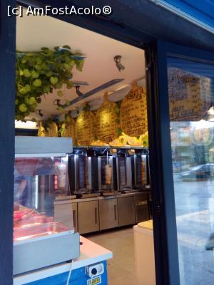 [P09] Gyros Thessalonikis - B-dul Iuliu Maniu, Bucuresti » foto by danaeldreny*
 - 
<span class="allrVoted glyphicon glyphicon-heart hidden" id="av848374"></span>
<a class="m-l-10 hidden" id="sv848374" onclick="voting_Foto_DelVot(,848374,4083)" role="button">șterge vot <span class="glyphicon glyphicon-remove"></span></a>
<a id="v9848374" class=" c-red"  onclick="voting_Foto_SetVot(848374)" role="button"><span class="glyphicon glyphicon-heart-empty"></span> <b>LIKE</b> = Votează poza</a> <img class="hidden"  id="f848374W9" src="/imagini/loader.gif" border="0" /><span class="AjErrMes hidden" id="e848374ErM"></span>