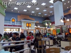 [P01] McDonald's - Gara de Nord - Bucuresti - ambianta de ansamblu,  » foto by danaeldreny*
 - 
<span class="allrVoted glyphicon glyphicon-heart hidden" id="av850664"></span>
<a class="m-l-10 hidden" id="sv850664" onclick="voting_Foto_DelVot(,850664,4083)" role="button">șterge vot <span class="glyphicon glyphicon-remove"></span></a>
<a id="v9850664" class=" c-red"  onclick="voting_Foto_SetVot(850664)" role="button"><span class="glyphicon glyphicon-heart-empty"></span> <b>LIKE</b> = Votează poza</a> <img class="hidden"  id="f850664W9" src="/imagini/loader.gif" border="0" /><span class="AjErrMes hidden" id="e850664ErM"></span>