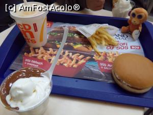 [P11] McDonald's - Gara de Nord - Bucuresti,  » foto by danaeldreny*
 - 
<span class="allrVoted glyphicon glyphicon-heart hidden" id="av850674"></span>
<a class="m-l-10 hidden" id="sv850674" onclick="voting_Foto_DelVot(,850674,4083)" role="button">șterge vot <span class="glyphicon glyphicon-remove"></span></a>
<a id="v9850674" class=" c-red"  onclick="voting_Foto_SetVot(850674)" role="button"><span class="glyphicon glyphicon-heart-empty"></span> <b>LIKE</b> = Votează poza</a> <img class="hidden"  id="f850674W9" src="/imagini/loader.gif" border="0" /><span class="AjErrMes hidden" id="e850674ErM"></span>