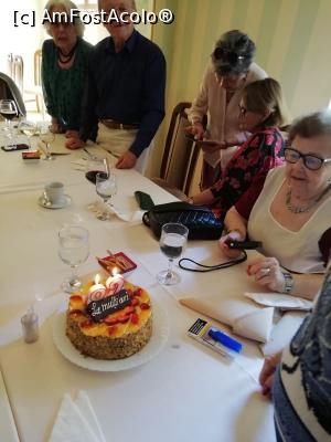 [P21] Abia aşteptăm felia de tort » foto by Michi
 - 
<span class="allrVoted glyphicon glyphicon-heart hidden" id="av1230581"></span>
<a class="m-l-10 hidden" id="sv1230581" onclick="voting_Foto_DelVot(,1230581,4083)" role="button">șterge vot <span class="glyphicon glyphicon-remove"></span></a>
<a id="v91230581" class=" c-red"  onclick="voting_Foto_SetVot(1230581)" role="button"><span class="glyphicon glyphicon-heart-empty"></span> <b>LIKE</b> = Votează poza</a> <img class="hidden"  id="f1230581W9" src="/imagini/loader.gif" border="0" /><span class="AjErrMes hidden" id="e1230581ErM"></span>