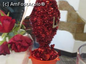 [P14] Decoraţiuni rămase de la Valentine´s Day » foto by Michi
 - 
<span class="allrVoted glyphicon glyphicon-heart hidden" id="av1351666"></span>
<a class="m-l-10 hidden" id="sv1351666" onclick="voting_Foto_DelVot(,1351666,4083)" role="button">șterge vot <span class="glyphicon glyphicon-remove"></span></a>
<a id="v91351666" class=" c-red"  onclick="voting_Foto_SetVot(1351666)" role="button"><span class="glyphicon glyphicon-heart-empty"></span> <b>LIKE</b> = Votează poza</a> <img class="hidden"  id="f1351666W9" src="/imagini/loader.gif" border="0" /><span class="AjErrMes hidden" id="e1351666ErM"></span>