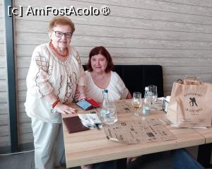 [P04] Două prietene » foto by Michi
 - 
<span class="allrVoted glyphicon glyphicon-heart hidden" id="av1497860"></span>
<a class="m-l-10 hidden" id="sv1497860" onclick="voting_Foto_DelVot(,1497860,4083)" role="button">șterge vot <span class="glyphicon glyphicon-remove"></span></a>
<a id="v91497860" class=" c-red"  onclick="voting_Foto_SetVot(1497860)" role="button"><span class="glyphicon glyphicon-heart-empty"></span> <b>LIKE</b> = Votează poza</a> <img class="hidden"  id="f1497860W9" src="/imagini/loader.gif" border="0" /><span class="AjErrMes hidden" id="e1497860ErM"></span>