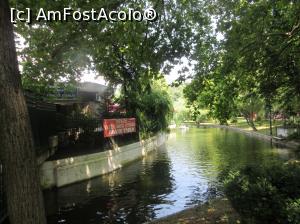 [P02] Restaurantul este foarte frumos aşezat înconjurat de apele lacului » foto by Michi
 - 
<span class="allrVoted glyphicon glyphicon-heart hidden" id="av752732"></span>
<a class="m-l-10 hidden" id="sv752732" onclick="voting_Foto_DelVot(,752732,4083)" role="button">șterge vot <span class="glyphicon glyphicon-remove"></span></a>
<a id="v9752732" class=" c-red"  onclick="voting_Foto_SetVot(752732)" role="button"><span class="glyphicon glyphicon-heart-empty"></span> <b>LIKE</b> = Votează poza</a> <img class="hidden"  id="f752732W9" src="/imagini/loader.gif" border="0" /><span class="AjErrMes hidden" id="e752732ErM"></span>