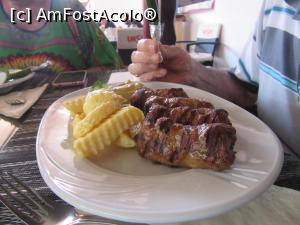 [P12] Patru mici- mari » foto by Michi
 - 
<span class="allrVoted glyphicon glyphicon-heart hidden" id="av892923"></span>
<a class="m-l-10 hidden" id="sv892923" onclick="voting_Foto_DelVot(,892923,4083)" role="button">șterge vot <span class="glyphicon glyphicon-remove"></span></a>
<a id="v9892923" class=" c-red"  onclick="voting_Foto_SetVot(892923)" role="button"><span class="glyphicon glyphicon-heart-empty"></span> <b>LIKE</b> = Votează poza</a> <img class="hidden"  id="f892923W9" src="/imagini/loader.gif" border="0" /><span class="AjErrMes hidden" id="e892923ErM"></span>