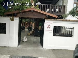 [P02] Cocosul Rosu - intrare » foto by Alexa_77
 - 
<span class="allrVoted glyphicon glyphicon-heart hidden" id="av798354"></span>
<a class="m-l-10 hidden" id="sv798354" onclick="voting_Foto_DelVot(,798354,4083)" role="button">șterge vot <span class="glyphicon glyphicon-remove"></span></a>
<a id="v9798354" class=" c-red"  onclick="voting_Foto_SetVot(798354)" role="button"><span class="glyphicon glyphicon-heart-empty"></span> <b>LIKE</b> = Votează poza</a> <img class="hidden"  id="f798354W9" src="/imagini/loader.gif" border="0" /><span class="AjErrMes hidden" id="e798354ErM"></span>