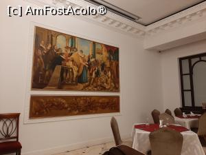 [P16] Sala Royal » foto by adso
 - 
<span class="allrVoted glyphicon glyphicon-heart hidden" id="av1395813"></span>
<a class="m-l-10 hidden" id="sv1395813" onclick="voting_Foto_DelVot(,1395813,4083)" role="button">șterge vot <span class="glyphicon glyphicon-remove"></span></a>
<a id="v91395813" class=" c-red"  onclick="voting_Foto_SetVot(1395813)" role="button"><span class="glyphicon glyphicon-heart-empty"></span> <b>LIKE</b> = Votează poza</a> <img class="hidden"  id="f1395813W9" src="/imagini/loader.gif" border="0" /><span class="AjErrMes hidden" id="e1395813ErM"></span>