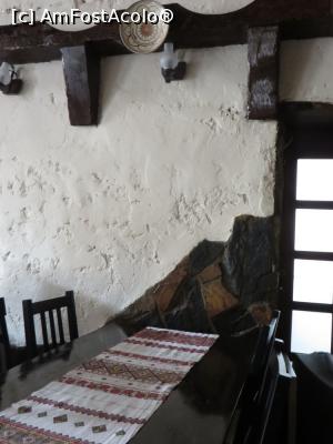 [P07] Interior - Horezu Pub.  » foto by tata123 🔱
 - 
<span class="allrVoted glyphicon glyphicon-heart hidden" id="av834776"></span>
<a class="m-l-10 hidden" id="sv834776" onclick="voting_Foto_DelVot(,834776,4083)" role="button">șterge vot <span class="glyphicon glyphicon-remove"></span></a>
<a id="v9834776" class=" c-red"  onclick="voting_Foto_SetVot(834776)" role="button"><span class="glyphicon glyphicon-heart-empty"></span> <b>LIKE</b> = Votează poza</a> <img class="hidden"  id="f834776W9" src="/imagini/loader.gif" border="0" /><span class="AjErrMes hidden" id="e834776ErM"></span>