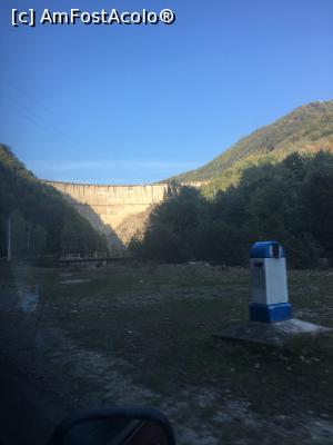 [P03] Barajul de la Paltinul, așa cum se vede el în timp ce urcăm pe șosea » foto by Yersinia Pestis
 - 
<span class="allrVoted glyphicon glyphicon-heart hidden" id="av911880"></span>
<a class="m-l-10 hidden" id="sv911880" onclick="voting_Foto_DelVot(,911880,4099)" role="button">șterge vot <span class="glyphicon glyphicon-remove"></span></a>
<a id="v9911880" class=" c-red"  onclick="voting_Foto_SetVot(911880)" role="button"><span class="glyphicon glyphicon-heart-empty"></span> <b>LIKE</b> = Votează poza</a> <img class="hidden"  id="f911880W9" src="/imagini/loader.gif" border="0" /><span class="AjErrMes hidden" id="e911880ErM"></span>