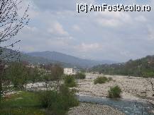 [P03] In fata sunt muntii Baiului,vedere de pe pod,de aici incepe comuna Doftana,in dreapta,mai in spate pitin se face drumul spre pensiunea Craita... » foto by trandafir 1970*
 - 
<span class="allrVoted glyphicon glyphicon-heart hidden" id="av33152"></span>
<a class="m-l-10 hidden" id="sv33152" onclick="voting_Foto_DelVot(,33152,4099)" role="button">șterge vot <span class="glyphicon glyphicon-remove"></span></a>
<a id="v933152" class=" c-red"  onclick="voting_Foto_SetVot(33152)" role="button"><span class="glyphicon glyphicon-heart-empty"></span> <b>LIKE</b> = Votează poza</a> <img class="hidden"  id="f33152W9" src="/imagini/loader.gif" border="0" /><span class="AjErrMes hidden" id="e33152ErM"></span>
