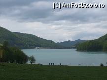[P07] ...pe aici,vara,daca nu esti venit din timp,nu prea mai gasesti loc,devine un fel de Valea Cerbului;corturile sunt pe partea stanga,e drept mult mai putine la numar! » foto by trandafir 1970*
 - 
<span class="allrVoted glyphicon glyphicon-heart hidden" id="av33156"></span>
<a class="m-l-10 hidden" id="sv33156" onclick="voting_Foto_DelVot(,33156,4099)" role="button">șterge vot <span class="glyphicon glyphicon-remove"></span></a>
<a id="v933156" class=" c-red"  onclick="voting_Foto_SetVot(33156)" role="button"><span class="glyphicon glyphicon-heart-empty"></span> <b>LIKE</b> = Votează poza</a> <img class="hidden"  id="f33156W9" src="/imagini/loader.gif" border="0" /><span class="AjErrMes hidden" id="e33156ErM"></span>