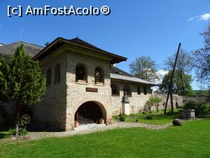[P04] Casa Domnească Brebu - muzeu. » foto by tata123 🔱
 - 
<span class="allrVoted glyphicon glyphicon-heart hidden" id="av1229590"></span>
<a class="m-l-10 hidden" id="sv1229590" onclick="voting_Foto_DelVot(,1229590,4099)" role="button">șterge vot <span class="glyphicon glyphicon-remove"></span></a>
<a id="v91229590" class=" c-red"  onclick="voting_Foto_SetVot(1229590)" role="button"><span class="glyphicon glyphicon-heart-empty"></span> <b>LIKE</b> = Votează poza</a> <img class="hidden"  id="f1229590W9" src="/imagini/loader.gif" border="0" /><span class="AjErrMes hidden" id="e1229590ErM"></span>