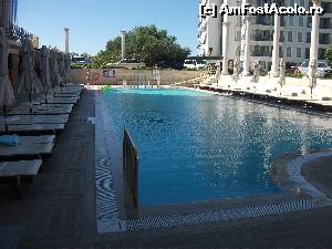 [P10] Piscina de la Elegance » foto by adiso8
 - 
<span class="allrVoted glyphicon glyphicon-heart hidden" id="av526971"></span>
<a class="m-l-10 hidden" id="sv526971" onclick="voting_Foto_DelVot(,526971,4114)" role="button">șterge vot <span class="glyphicon glyphicon-remove"></span></a>
<a id="v9526971" class=" c-red"  onclick="voting_Foto_SetVot(526971)" role="button"><span class="glyphicon glyphicon-heart-empty"></span> <b>LIKE</b> = Votează poza</a> <img class="hidden"  id="f526971W9" src="/imagini/loader.gif" border="0" /><span class="AjErrMes hidden" id="e526971ErM"></span>