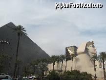 [P01] LAS VEGAS -LUXOR » foto by carmenv
 - 
<span class="allrVoted glyphicon glyphicon-heart hidden" id="av97992"></span>
<a class="m-l-10 hidden" id="sv97992" onclick="voting_Foto_DelVot(,97992,4115)" role="button">șterge vot <span class="glyphicon glyphicon-remove"></span></a>
<a id="v997992" class=" c-red"  onclick="voting_Foto_SetVot(97992)" role="button"><span class="glyphicon glyphicon-heart-empty"></span> <b>LIKE</b> = Votează poza</a> <img class="hidden"  id="f97992W9" src="/imagini/loader.gif" border="0" /><span class="AjErrMes hidden" id="e97992ErM"></span>