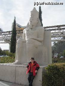 [P05] LAS VEGAS -LUXOR -COLOS » foto by carmenv
 - 
<span class="allrVoted glyphicon glyphicon-heart hidden" id="av98016"></span>
<a class="m-l-10 hidden" id="sv98016" onclick="voting_Foto_DelVot(,98016,4115)" role="button">șterge vot <span class="glyphicon glyphicon-remove"></span></a>
<a id="v998016" class=" c-red"  onclick="voting_Foto_SetVot(98016)" role="button"><span class="glyphicon glyphicon-heart-empty"></span> <b>LIKE</b> = Votează poza</a> <img class="hidden"  id="f98016W9" src="/imagini/loader.gif" border="0" /><span class="AjErrMes hidden" id="e98016ErM"></span>