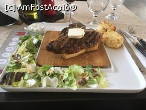 [P12] T-bone, cea mai meschină porție, 350 grame.  » foto by RossoNerro
 - 
<span class="allrVoted glyphicon glyphicon-heart hidden" id="av917588"></span>
<a class="m-l-10 hidden" id="sv917588" onclick="voting_Foto_DelVot(,917588,4133)" role="button">șterge vot <span class="glyphicon glyphicon-remove"></span></a>
<a id="v9917588" class=" c-red"  onclick="voting_Foto_SetVot(917588)" role="button"><span class="glyphicon glyphicon-heart-empty"></span> <b>LIKE</b> = Votează poza</a> <img class="hidden"  id="f917588W9" src="/imagini/loader.gif" border="0" /><span class="AjErrMes hidden" id="e917588ErM"></span>