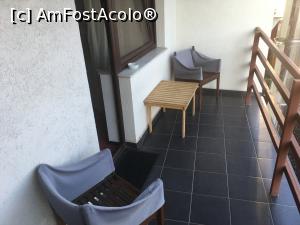 [P06] Balcon, destul de mare. Se poate fuma.  » foto by RossoNerro
 - 
<span class="allrVoted glyphicon glyphicon-heart hidden" id="av917582"></span>
<a class="m-l-10 hidden" id="sv917582" onclick="voting_Foto_DelVot(,917582,4133)" role="button">șterge vot <span class="glyphicon glyphicon-remove"></span></a>
<a id="v9917582" class=" c-red"  onclick="voting_Foto_SetVot(917582)" role="button"><span class="glyphicon glyphicon-heart-empty"></span> <b>LIKE</b> = Votează poza</a> <img class="hidden"  id="f917582W9" src="/imagini/loader.gif" border="0" /><span class="AjErrMes hidden" id="e917582ErM"></span>
