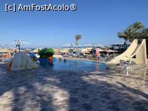 [P35] Piscine » foto by AZE
 - 
<span class="allrVoted glyphicon glyphicon-heart hidden" id="av1416616"></span>
<a class="m-l-10 hidden" id="sv1416616" onclick="voting_Foto_DelVot(,1416616,4162)" role="button">șterge vot <span class="glyphicon glyphicon-remove"></span></a>
<a id="v91416616" class=" c-red"  onclick="voting_Foto_SetVot(1416616)" role="button"><span class="glyphicon glyphicon-heart-empty"></span> <b>LIKE</b> = Votează poza</a> <img class="hidden"  id="f1416616W9" src="/imagini/loader.gif" border="0" /><span class="AjErrMes hidden" id="e1416616ErM"></span>