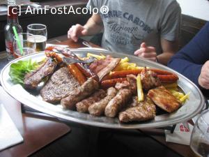 [P06] Taverna Sarbului Drobeta Turnu Severin - platou 'tovarasesc' pentru persoane hotarate » foto by mishu
 - 
<span class="allrVoted glyphicon glyphicon-heart hidden" id="av709076"></span>
<a class="m-l-10 hidden" id="sv709076" onclick="voting_Foto_DelVot(,709076,4172)" role="button">șterge vot <span class="glyphicon glyphicon-remove"></span></a>
<a id="v9709076" class=" c-red"  onclick="voting_Foto_SetVot(709076)" role="button"><span class="glyphicon glyphicon-heart-empty"></span> <b>LIKE</b> = Votează poza</a> <img class="hidden"  id="f709076W9" src="/imagini/loader.gif" border="0" /><span class="AjErrMes hidden" id="e709076ErM"></span>