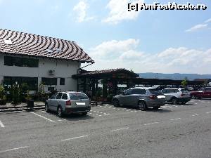 [P02] parcarea restaurantului » foto by osna
 - 
<span class="allrVoted glyphicon glyphicon-heart hidden" id="av551133"></span>
<a class="m-l-10 hidden" id="sv551133" onclick="voting_Foto_DelVot(,551133,4172)" role="button">șterge vot <span class="glyphicon glyphicon-remove"></span></a>
<a id="v9551133" class=" c-red"  onclick="voting_Foto_SetVot(551133)" role="button"><span class="glyphicon glyphicon-heart-empty"></span> <b>LIKE</b> = Votează poza</a> <img class="hidden"  id="f551133W9" src="/imagini/loader.gif" border="0" /><span class="AjErrMes hidden" id="e551133ErM"></span>