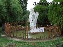 [P07] Manastirea Varatec - locul altarului primei biserici » foto by danoradea
 - 
<span class="allrVoted glyphicon glyphicon-heart hidden" id="av34577"></span>
<a class="m-l-10 hidden" id="sv34577" onclick="voting_Foto_DelVot(,34577,4183)" role="button">șterge vot <span class="glyphicon glyphicon-remove"></span></a>
<a id="v934577" class=" c-red"  onclick="voting_Foto_SetVot(34577)" role="button"><span class="glyphicon glyphicon-heart-empty"></span> <b>LIKE</b> = Votează poza</a> <img class="hidden"  id="f34577W9" src="/imagini/loader.gif" border="0" /><span class="AjErrMes hidden" id="e34577ErM"></span>