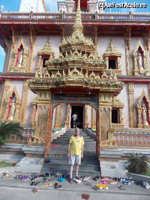 [P18] Intrare Phra Mahathat Chedi din Wat Chalong » foto by mprofeanu
 - 
<span class="allrVoted glyphicon glyphicon-heart hidden" id="av613915"></span>
<a class="m-l-10 hidden" id="sv613915" onclick="voting_Foto_DelVot(,613915,4203)" role="button">șterge vot <span class="glyphicon glyphicon-remove"></span></a>
<a id="v9613915" class=" c-red"  onclick="voting_Foto_SetVot(613915)" role="button"><span class="glyphicon glyphicon-heart-empty"></span> <b>LIKE</b> = Votează poza</a> <img class="hidden"  id="f613915W9" src="/imagini/loader.gif" border="0" /><span class="AjErrMes hidden" id="e613915ErM"></span>