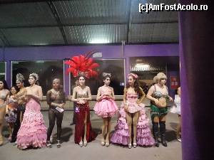 [P29] Fetele de la Simon Cabaret asteapta sa le faci poze » foto by mprofeanu
 - 
<span class="allrVoted glyphicon glyphicon-heart hidden" id="av613933"></span>
<a class="m-l-10 hidden" id="sv613933" onclick="voting_Foto_DelVot(,613933,4203)" role="button">șterge vot <span class="glyphicon glyphicon-remove"></span></a>
<a id="v9613933" class=" c-red"  onclick="voting_Foto_SetVot(613933)" role="button"><span class="glyphicon glyphicon-heart-empty"></span> <b>LIKE</b> = Votează poza</a> <img class="hidden"  id="f613933W9" src="/imagini/loader.gif" border="0" /><span class="AjErrMes hidden" id="e613933ErM"></span>