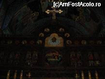 [P06] Biserica Sf. Gheorghe - imagini din interior » foto by mario 110
 - 
<span class="allrVoted glyphicon glyphicon-heart hidden" id="av49028"></span>
<a class="m-l-10 hidden" id="sv49028" onclick="voting_Foto_DelVot(,49028,4208)" role="button">șterge vot <span class="glyphicon glyphicon-remove"></span></a>
<a id="v949028" class=" c-red"  onclick="voting_Foto_SetVot(49028)" role="button"><span class="glyphicon glyphicon-heart-empty"></span> <b>LIKE</b> = Votează poza</a> <img class="hidden"  id="f49028W9" src="/imagini/loader.gif" border="0" /><span class="AjErrMes hidden" id="e49028ErM"></span>