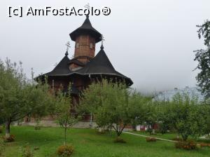 [P05] Biserica construită din lemn » foto by fredutza
 - 
<span class="allrVoted glyphicon glyphicon-heart hidden" id="av991347"></span>
<a class="m-l-10 hidden" id="sv991347" onclick="voting_Foto_DelVot(,991347,4213)" role="button">șterge vot <span class="glyphicon glyphicon-remove"></span></a>
<a id="v9991347" class=" c-red"  onclick="voting_Foto_SetVot(991347)" role="button"><span class="glyphicon glyphicon-heart-empty"></span> <b>LIKE</b> = Votează poza</a> <img class="hidden"  id="f991347W9" src="/imagini/loader.gif" border="0" /><span class="AjErrMes hidden" id="e991347ErM"></span>