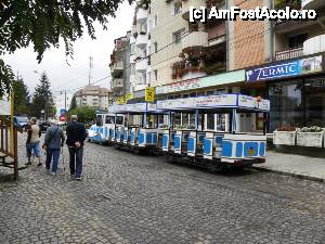 [P10] Trenuletul care merge din centrul orasului Covasna (unde se afla Balta Dracului: izvorul de apa minerala si mofeta, publice) pana la mocanita (in zona Valea Zanelor)  » foto by myk007
 - 
<span class="allrVoted glyphicon glyphicon-heart hidden" id="av460781"></span>
<a class="m-l-10 hidden" id="sv460781" onclick="voting_Foto_DelVot(,460781,4215)" role="button">șterge vot <span class="glyphicon glyphicon-remove"></span></a>
<a id="v9460781" class=" c-red"  onclick="voting_Foto_SetVot(460781)" role="button"><span class="glyphicon glyphicon-heart-empty"></span> <b>LIKE</b> = Votează poza</a> <img class="hidden"  id="f460781W9" src="/imagini/loader.gif" border="0" /><span class="AjErrMes hidden" id="e460781ErM"></span>