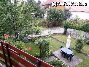 [P04] curtea pensiunii. vedere de la balcon » foto by myk007
 - 
<span class="allrVoted glyphicon glyphicon-heart hidden" id="av460775"></span>
<a class="m-l-10 hidden" id="sv460775" onclick="voting_Foto_DelVot(,460775,4215)" role="button">șterge vot <span class="glyphicon glyphicon-remove"></span></a>
<a id="v9460775" class=" c-red"  onclick="voting_Foto_SetVot(460775)" role="button"><span class="glyphicon glyphicon-heart-empty"></span> <b>LIKE</b> = Votează poza</a> <img class="hidden"  id="f460775W9" src="/imagini/loader.gif" border="0" /><span class="AjErrMes hidden" id="e460775ErM"></span>