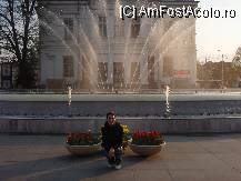 [P169] In fata Fantanii Cantatoare - seara se vede frumos » foto by cdg_003
 - 
<span class="allrVoted glyphicon glyphicon-heart hidden" id="av55868"></span>
<a class="m-l-10 hidden" id="sv55868" onclick="voting_Foto_DelVot(,55868,4219)" role="button">șterge vot <span class="glyphicon glyphicon-remove"></span></a>
<a id="v955868" class=" c-red"  onclick="voting_Foto_SetVot(55868)" role="button"><span class="glyphicon glyphicon-heart-empty"></span> <b>LIKE</b> = Votează poza</a> <img class="hidden"  id="f55868W9" src="/imagini/loader.gif" border="0" /><span class="AjErrMes hidden" id="e55868ErM"></span>