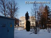 [P212] Centru spre Primarie Statuia lui N. Balcescu Pitesti » foto by cdg_003
 - 
<span class="allrVoted glyphicon glyphicon-heart hidden" id="av55924"></span>
<a class="m-l-10 hidden" id="sv55924" onclick="voting_Foto_DelVot(,55924,4219)" role="button">șterge vot <span class="glyphicon glyphicon-remove"></span></a>
<a id="v955924" class=" c-red"  onclick="voting_Foto_SetVot(55924)" role="button"><span class="glyphicon glyphicon-heart-empty"></span> <b>LIKE</b> = Votează poza</a> <img class="hidden"  id="f55924W9" src="/imagini/loader.gif" border="0" /><span class="AjErrMes hidden" id="e55924ErM"></span>