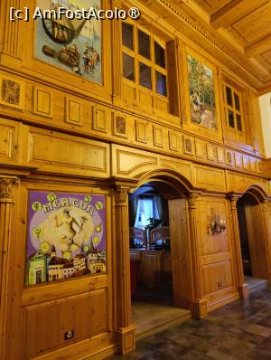 [P05] Hotel Mercure Binderbubi; în lobby » foto by crismis
 - 
<span class="allrVoted glyphicon glyphicon-heart hidden" id="av1478969"></span>
<a class="m-l-10 hidden" id="sv1478969" onclick="voting_Foto_DelVot(,1478969,4223)" role="button">șterge vot <span class="glyphicon glyphicon-remove"></span></a>
<a id="v91478969" class=" c-red"  onclick="voting_Foto_SetVot(1478969)" role="button"><span class="glyphicon glyphicon-heart-empty"></span> <b>LIKE</b> = Votează poza</a> <img class="hidden"  id="f1478969W9" src="/imagini/loader.gif" border="0" /><span class="AjErrMes hidden" id="e1478969ErM"></span>