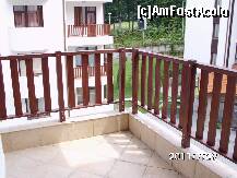 [P11] parte din balconul/terasa, cu vedere spre drumul din statiune. » foto by roth
 - 
<span class="allrVoted glyphicon glyphicon-heart hidden" id="av254800"></span>
<a class="m-l-10 hidden" id="sv254800" onclick="voting_Foto_DelVot(,254800,4253)" role="button">șterge vot <span class="glyphicon glyphicon-remove"></span></a>
<a id="v9254800" class=" c-red"  onclick="voting_Foto_SetVot(254800)" role="button"><span class="glyphicon glyphicon-heart-empty"></span> <b>LIKE</b> = Votează poza</a> <img class="hidden"  id="f254800W9" src="/imagini/loader.gif" border="0" /><span class="AjErrMes hidden" id="e254800ErM"></span>