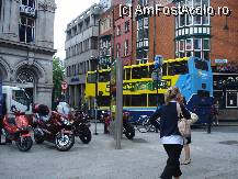 [P02] aceste autobuze galben cu albastru au in plus fata de cele verzi, audioghiduri » foto by a.sr*
 - 
<span class="allrVoted glyphicon glyphicon-heart hidden" id="av260566"></span>
<a class="m-l-10 hidden" id="sv260566" onclick="voting_Foto_DelVot(,260566,4261)" role="button">șterge vot <span class="glyphicon glyphicon-remove"></span></a>
<a id="v9260566" class=" c-red"  onclick="voting_Foto_SetVot(260566)" role="button"><span class="glyphicon glyphicon-heart-empty"></span> <b>LIKE</b> = Votează poza</a> <img class="hidden"  id="f260566W9" src="/imagini/loader.gif" border="0" /><span class="AjErrMes hidden" id="e260566ErM"></span>