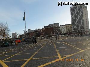 [P11] Dublin - O'Connell Bridge este egal ca lungime si latime.  » foto by Diaura*
 - 
<span class="allrVoted glyphicon glyphicon-heart hidden" id="av393281"></span>
<a class="m-l-10 hidden" id="sv393281" onclick="voting_Foto_DelVot(,393281,4261)" role="button">șterge vot <span class="glyphicon glyphicon-remove"></span></a>
<a id="v9393281" class=" c-red"  onclick="voting_Foto_SetVot(393281)" role="button"><span class="glyphicon glyphicon-heart-empty"></span> <b>LIKE</b> = Votează poza</a> <img class="hidden"  id="f393281W9" src="/imagini/loader.gif" border="0" /><span class="AjErrMes hidden" id="e393281ErM"></span>