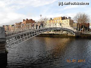 [P12] Dublin - raul Liffey cu Ha'Penny Bridge » foto by Diaura*
 - 
<span class="allrVoted glyphicon glyphicon-heart hidden" id="av393282"></span>
<a class="m-l-10 hidden" id="sv393282" onclick="voting_Foto_DelVot(,393282,4261)" role="button">șterge vot <span class="glyphicon glyphicon-remove"></span></a>
<a id="v9393282" class=" c-red"  onclick="voting_Foto_SetVot(393282)" role="button"><span class="glyphicon glyphicon-heart-empty"></span> <b>LIKE</b> = Votează poza</a> <img class="hidden"  id="f393282W9" src="/imagini/loader.gif" border="0" /><span class="AjErrMes hidden" id="e393282ErM"></span>